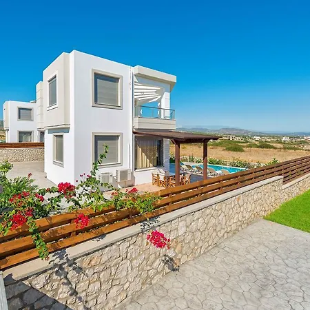 Olga Luxury Beach Front Villas Lakhania